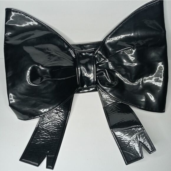 Fortnite Cuddle Team Leader Jumbo Bow Backpack - Picture 1 of 8